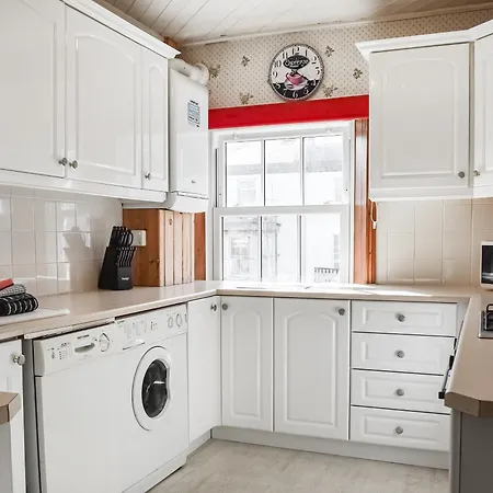 Abbey Vista 펜션 휫비